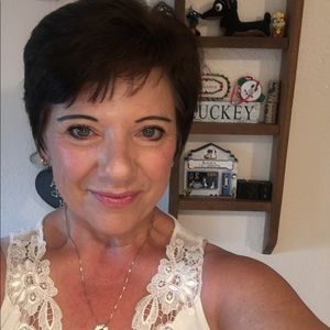 Meet your Posher, Betty